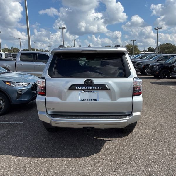 2023 Toyota 4Runner TRD Off-Road Premium photo 3