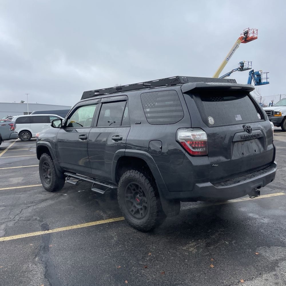 2024 Toyota 4Runner SR5 Premium photo 2