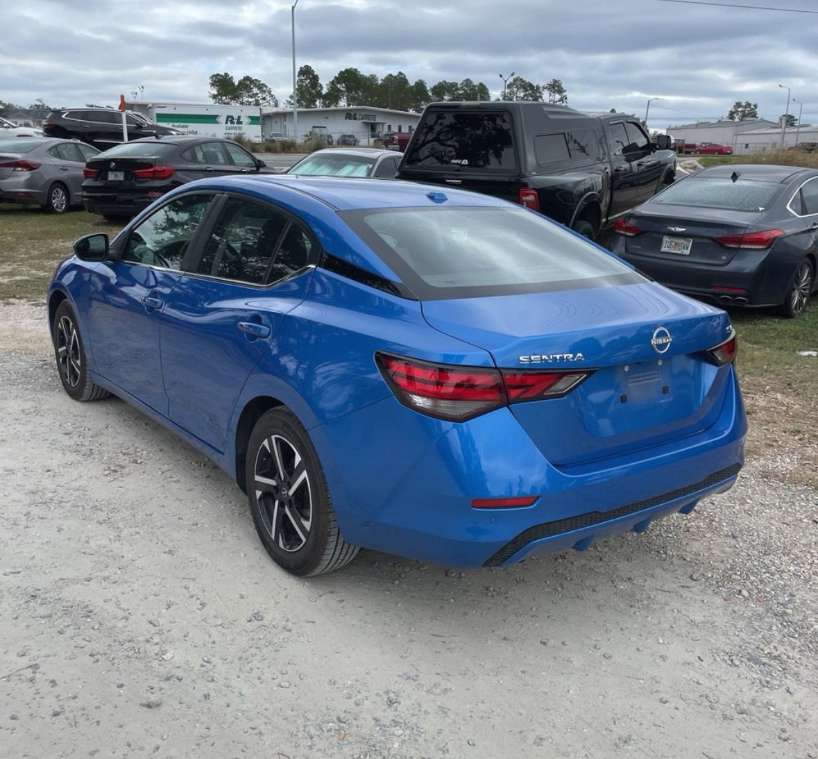 2024 Nissan Sentra SV photo 3