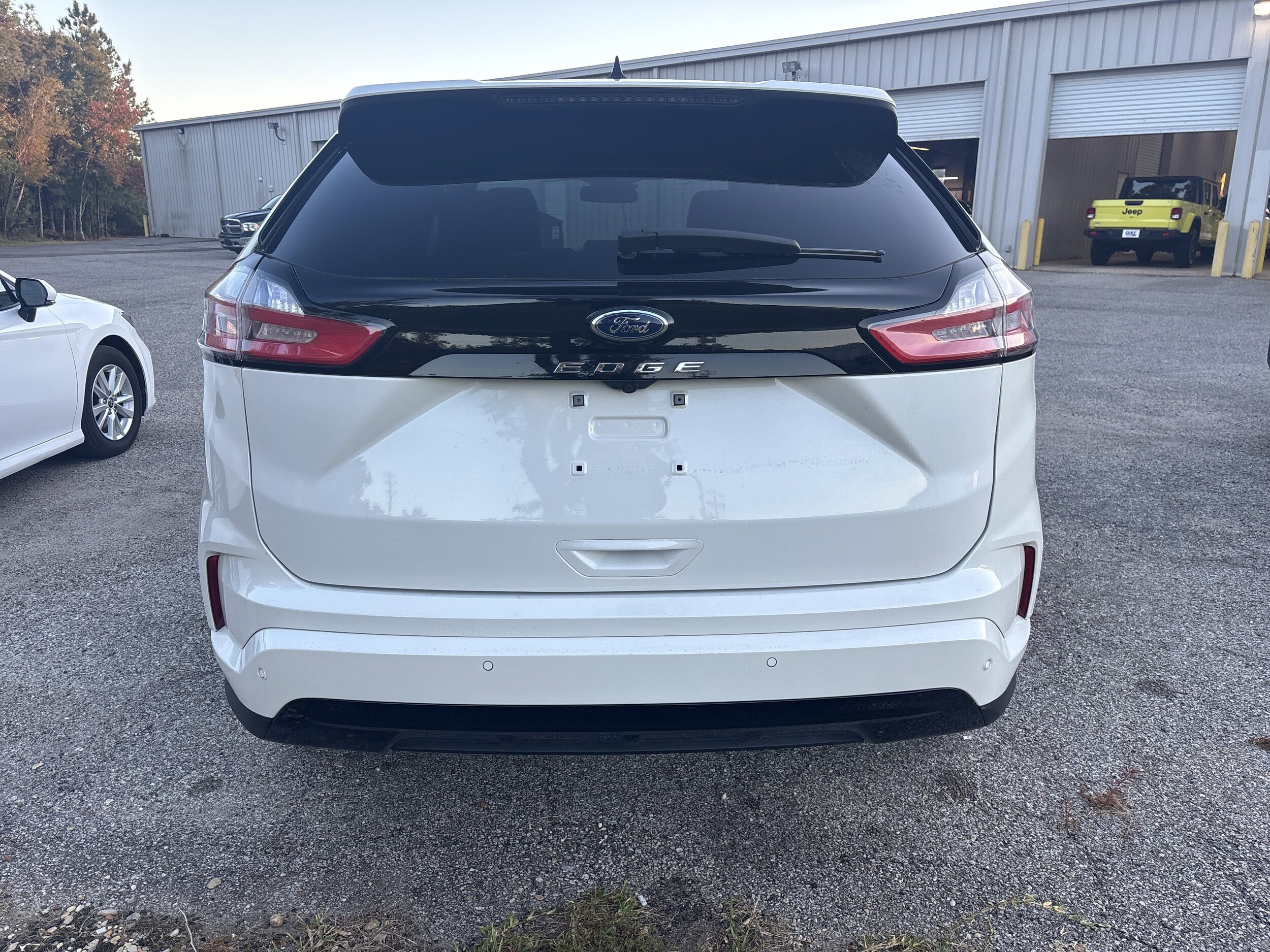 2024 Ford Edge ST-Line photo 4