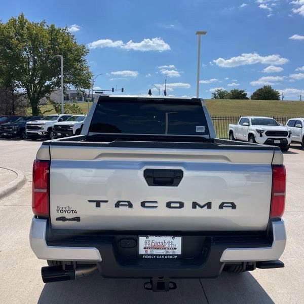2025 Toyota Tacoma SR5 photo 3