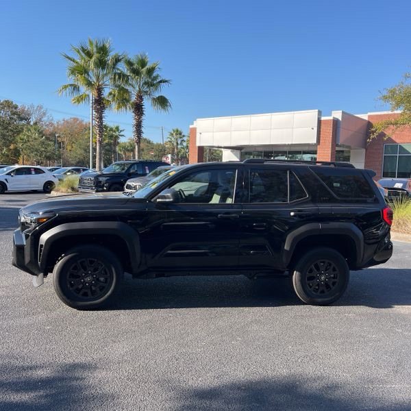 2025 Toyota 4Runner SR5 photo 2