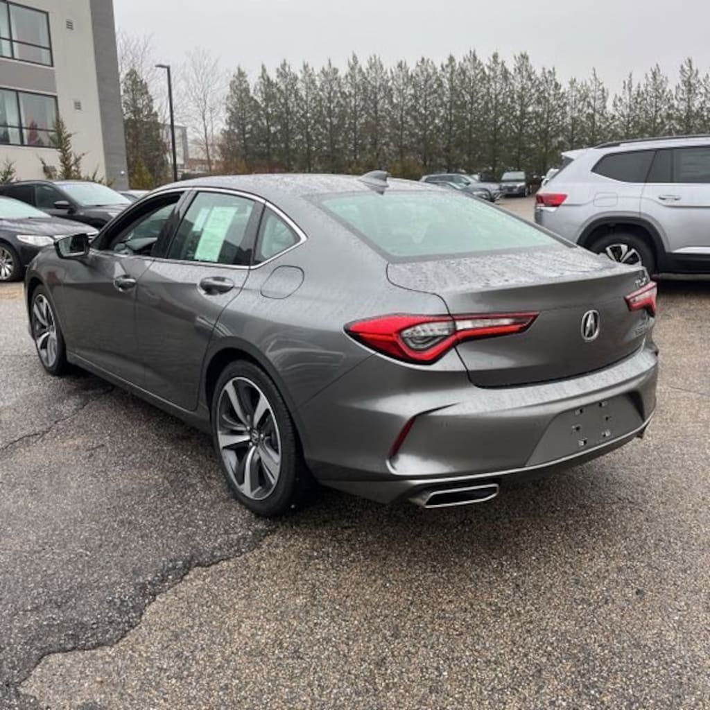 Used 2025 Acura TLX w/Technology Package Sedan