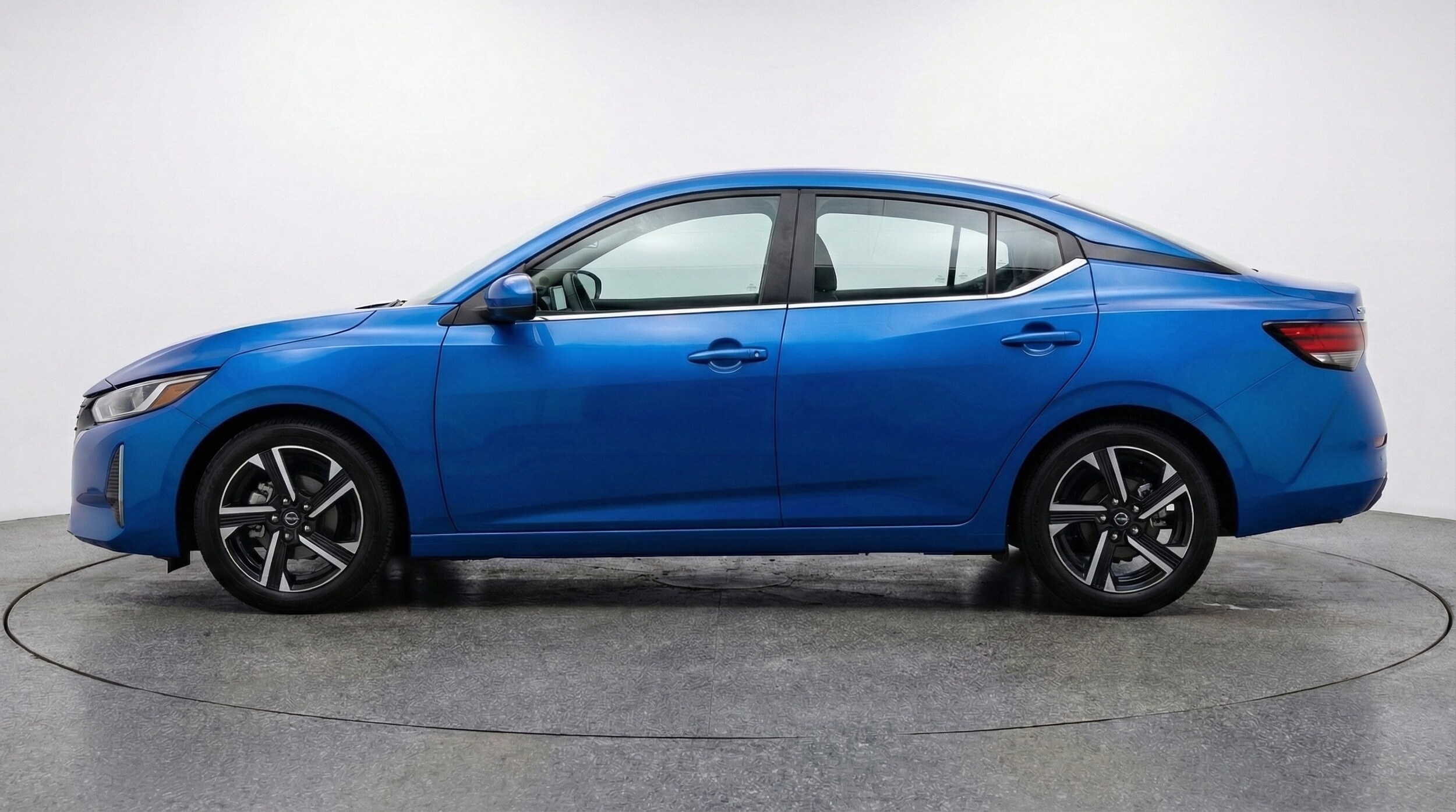 Thumbnail: 2025 Nissan Sentra - 4