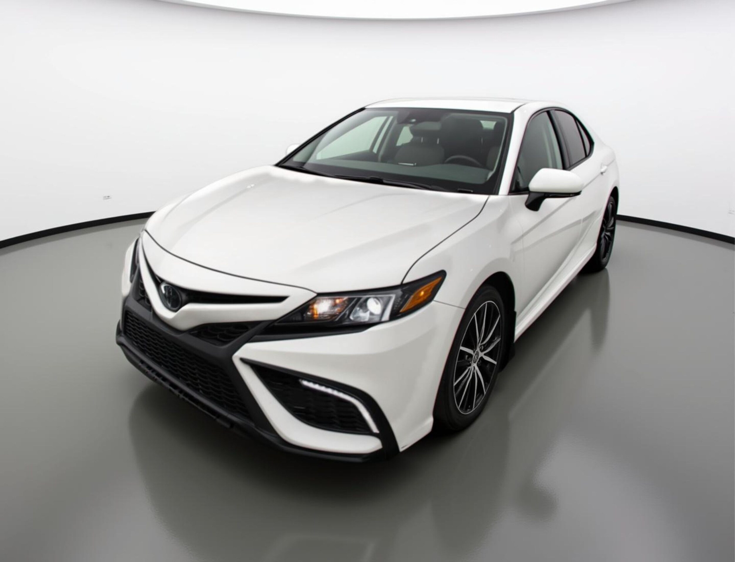 Thumbnail: 2023 Toyota Camry - 3