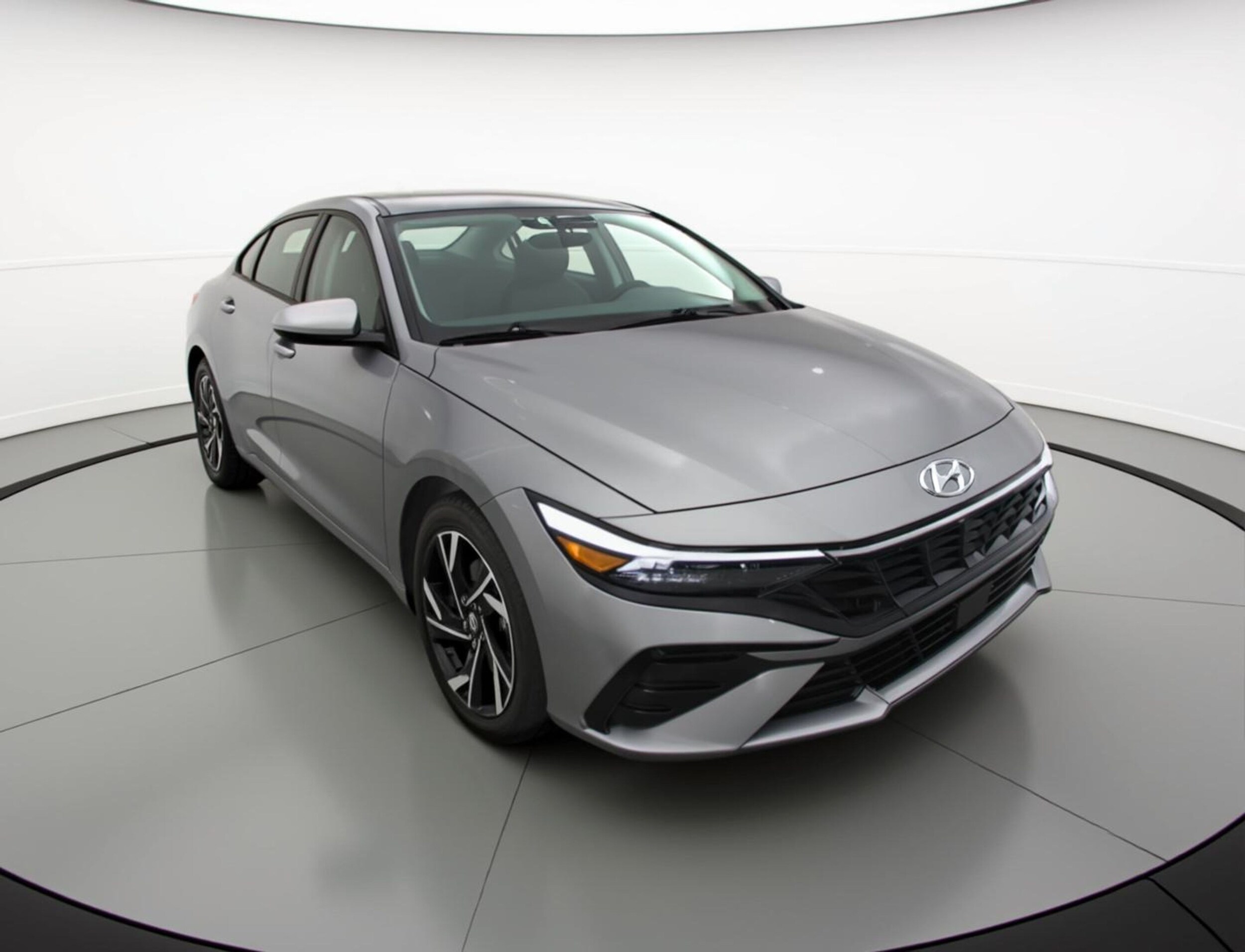 Thumbnail: 2025 Hyundai Elantra - 1