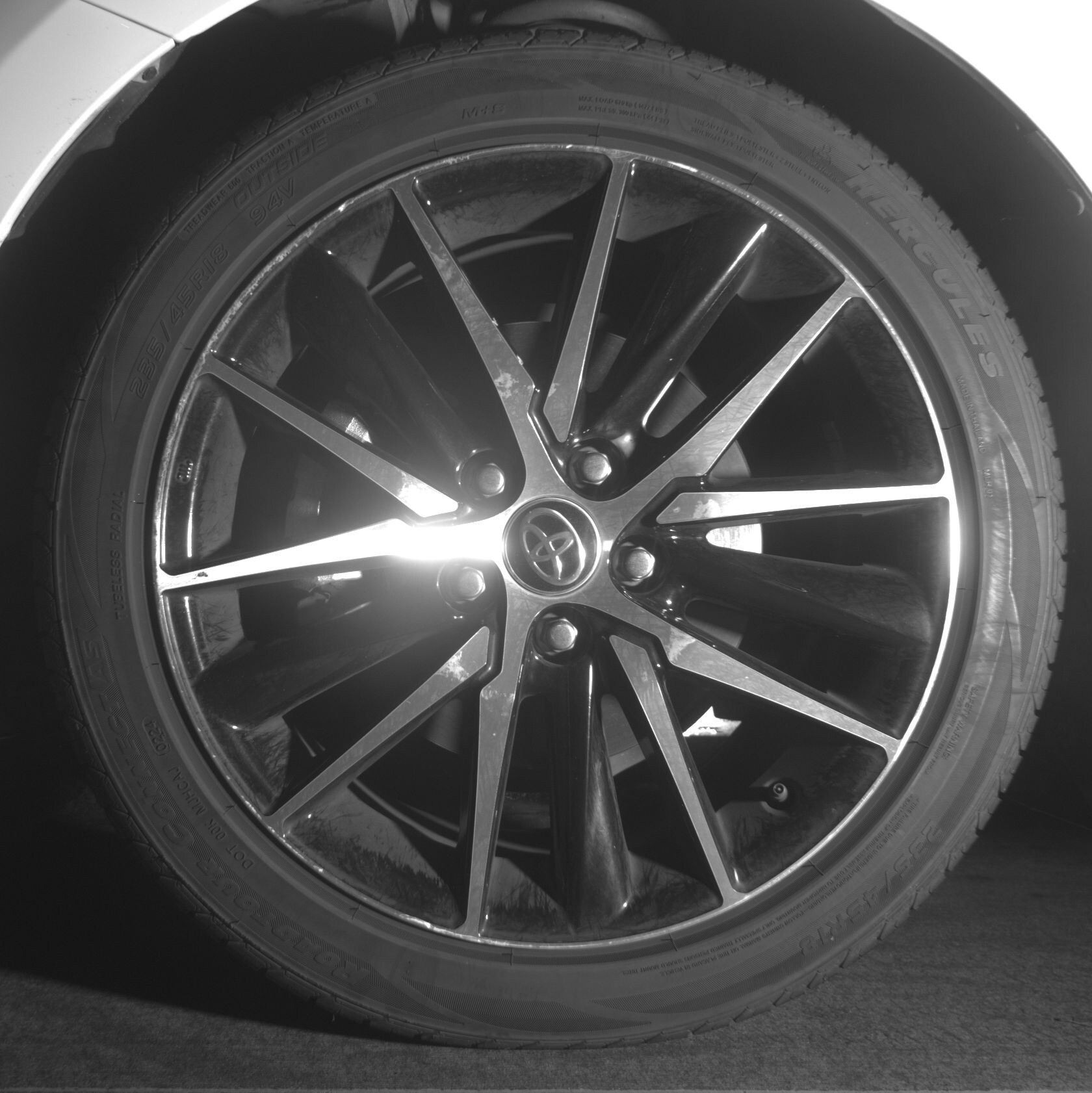 Thumbnail: 2023 Toyota Camry - 9