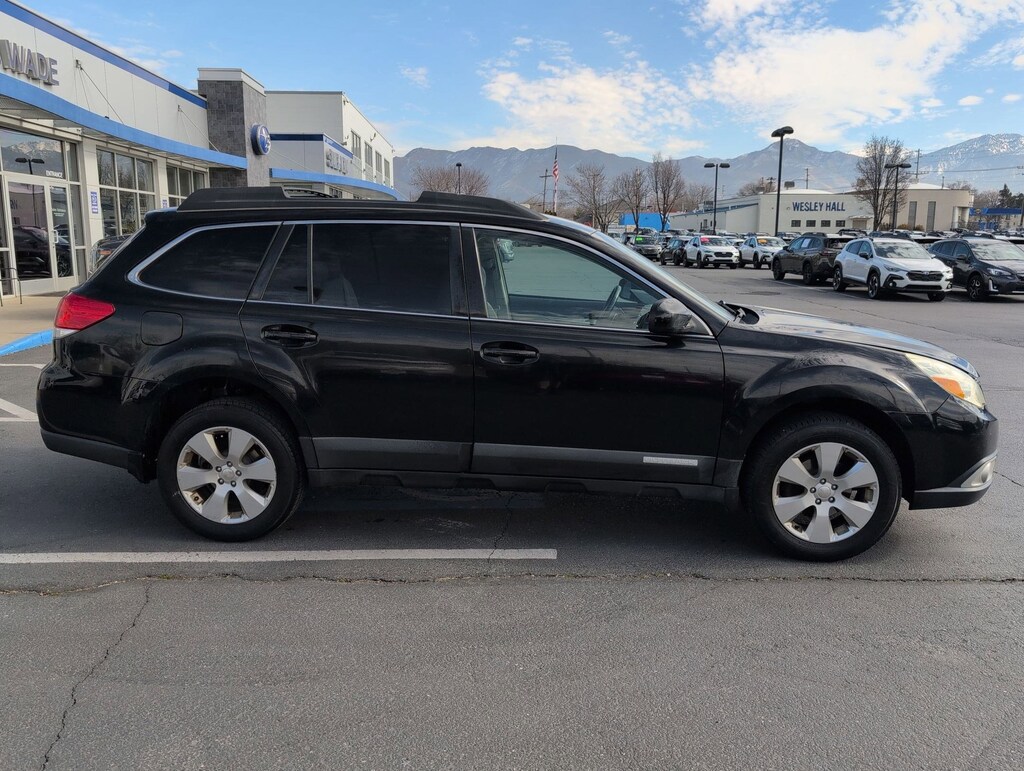 Used 2011 Subaru Outback 2.5i Prem AWP/HK Aud SUV