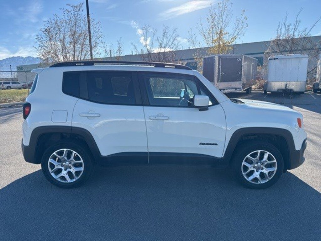 Used 2016 Jeep Renegade Latitude SUV