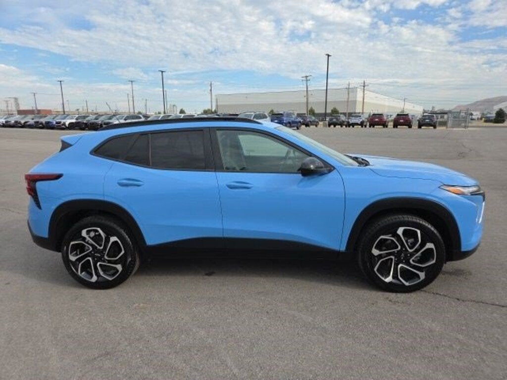 Used 2024 Chevrolet Trax 2RS SUV