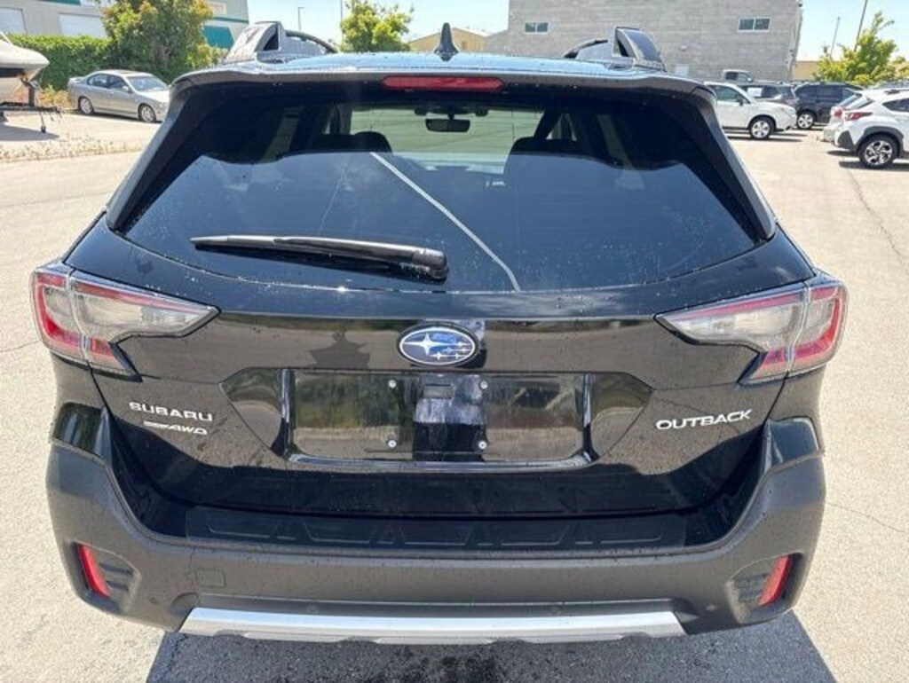 Used 2020 Subaru Outback Limited SUV