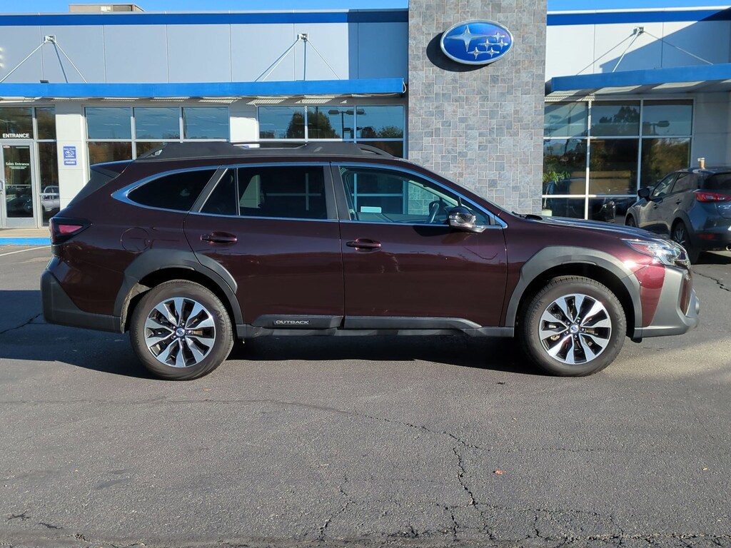 Used 2024 Subaru Outback Limited SUV