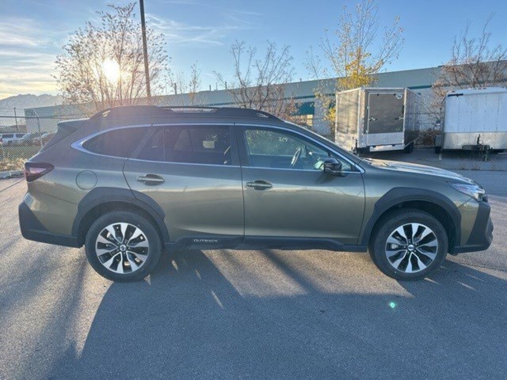 Used 2024 Subaru Outback Limited SUV