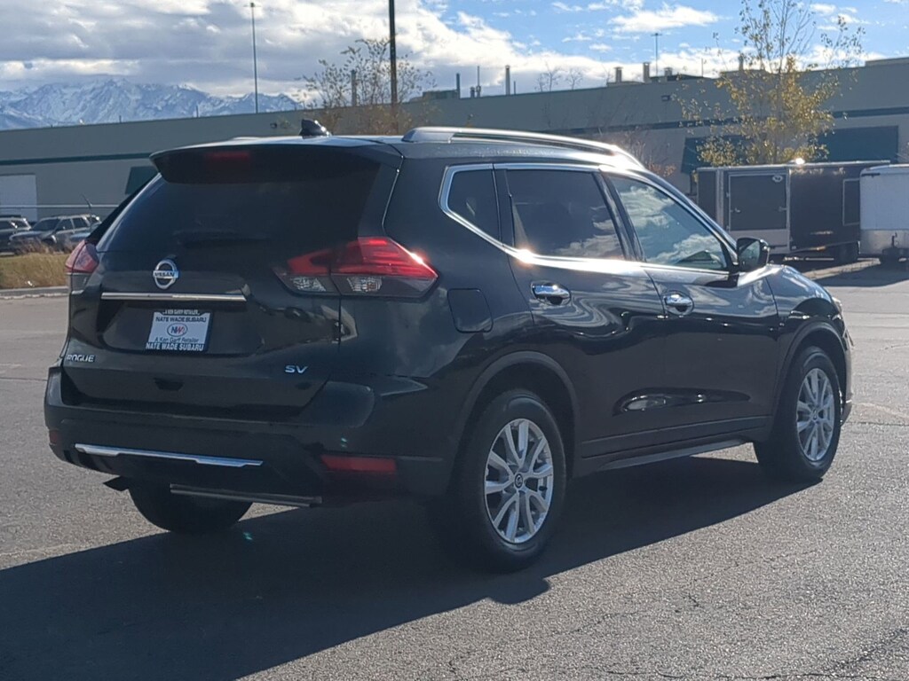 Used 2017 Nissan Rogue SV SUV