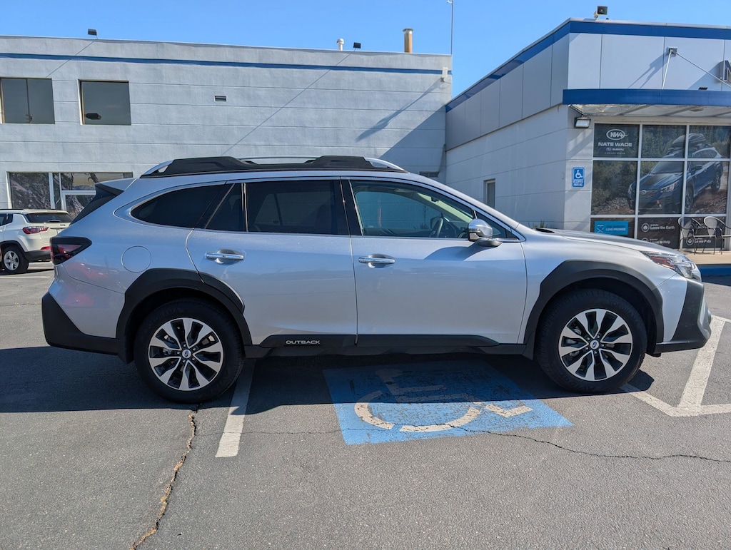 Used 2025 Subaru Outback Touring XT SUV
