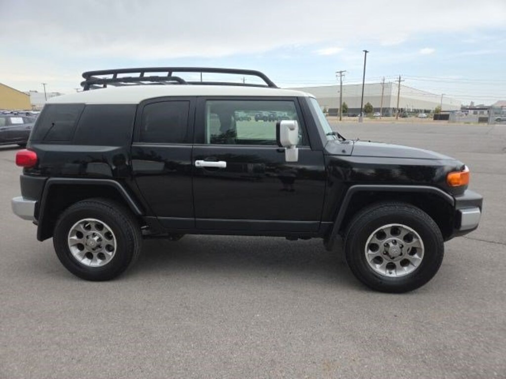 Used 2011 Toyota FJ Cruiser SUV