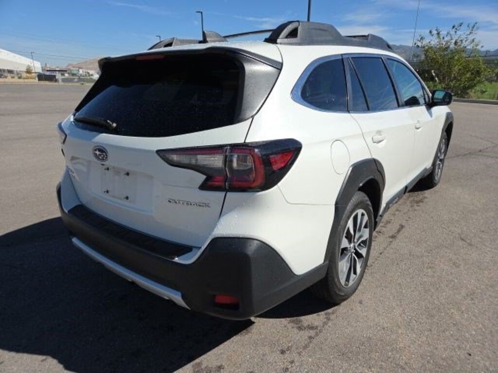 Used 2023 Subaru Outback Limited SUV