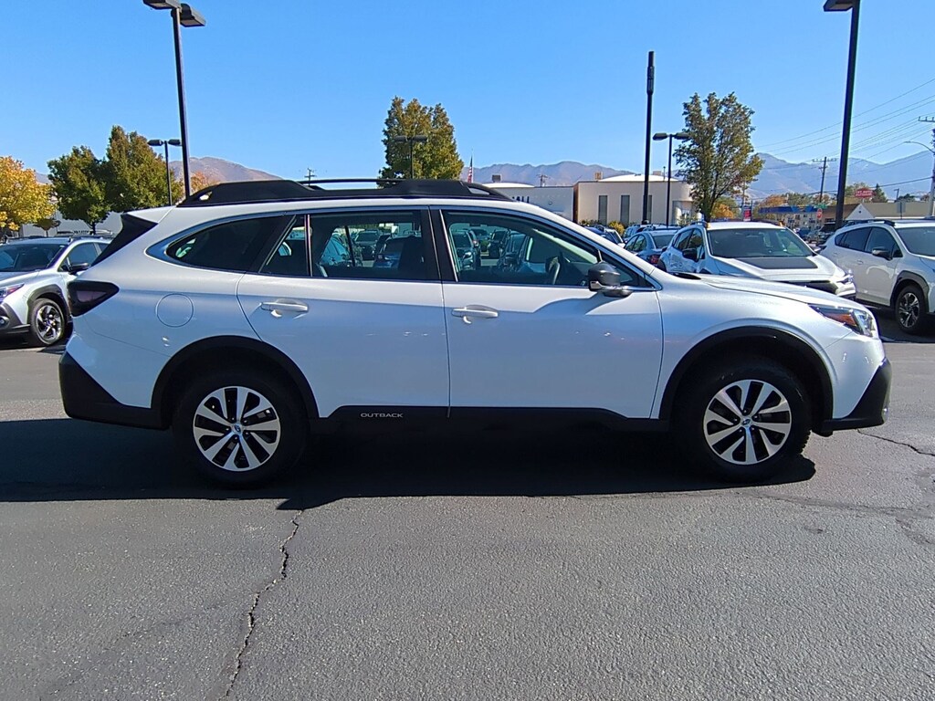 Used 2020 Subaru Outback 2.5i SUV