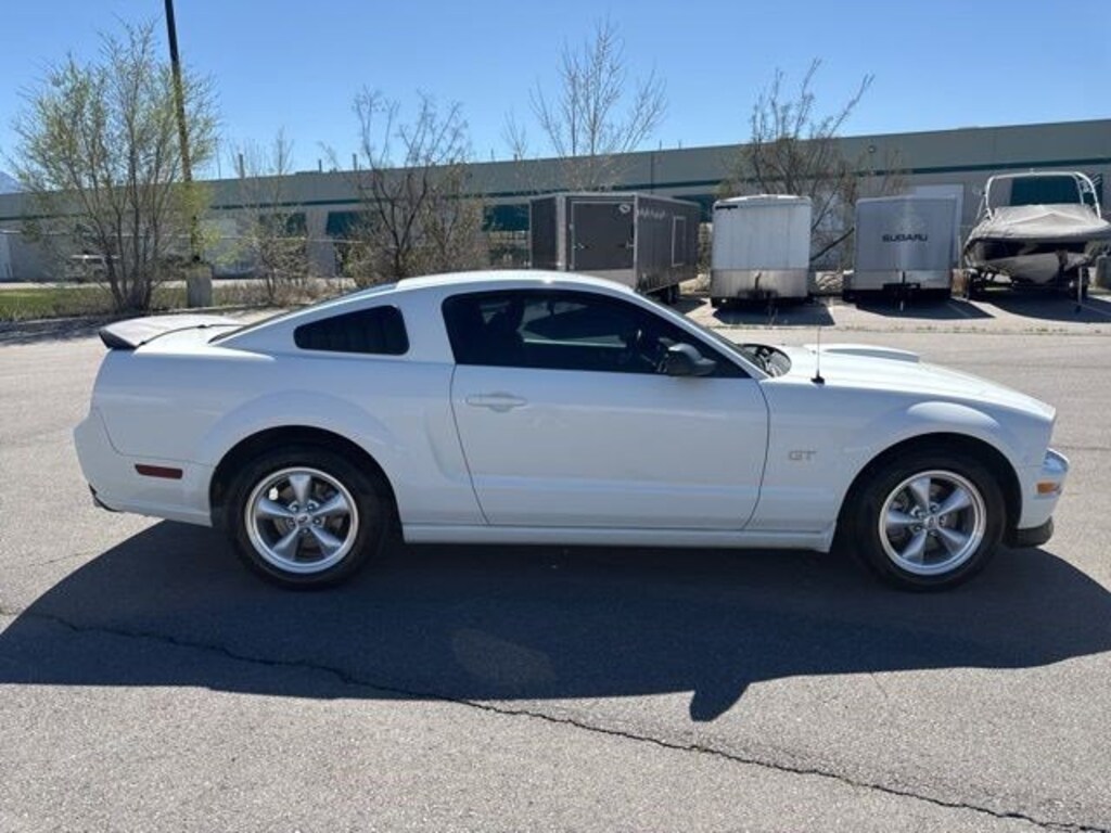 Used 2007 Ford Mustang GT Deluxe Coupe