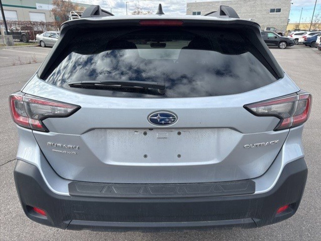 Used 2024 Subaru Outback Premium SUV