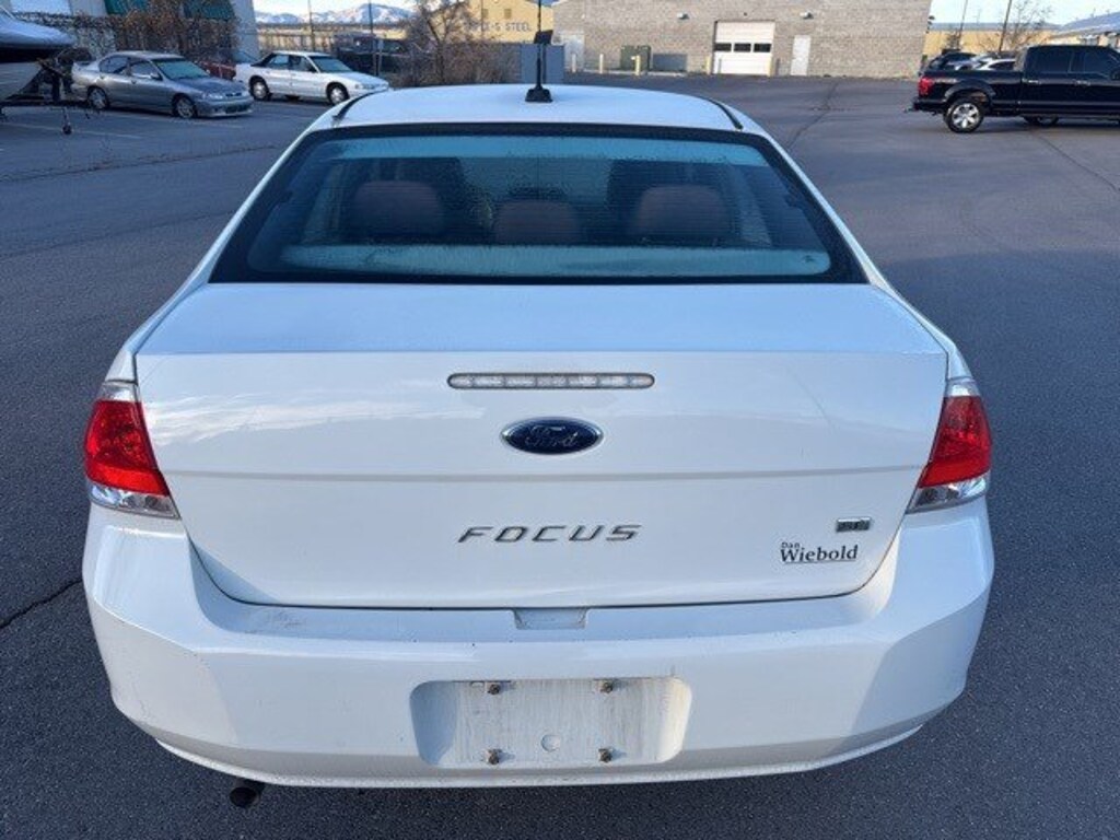 Used 2010 Ford Focus SE Sedan
