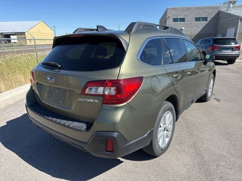 Used 2018 Subaru Outback Premium SUV