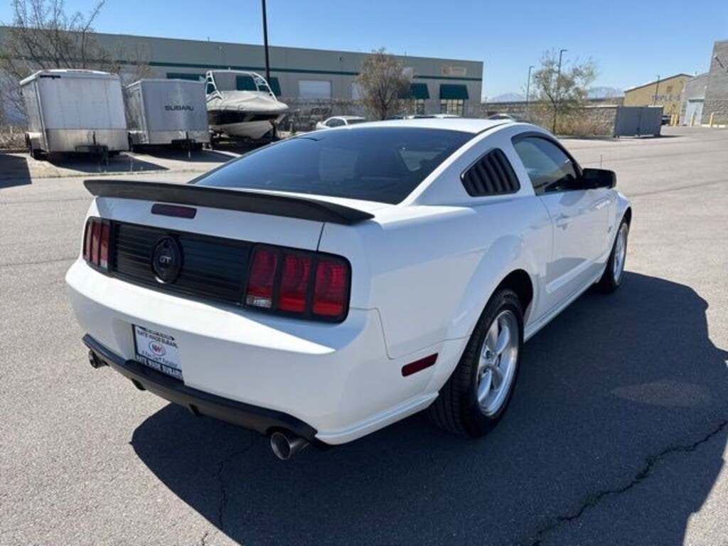 Used 2007 Ford Mustang GT Deluxe Coupe