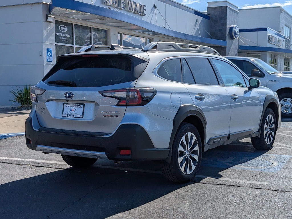 Used 2025 Subaru Outback Touring XT SUV