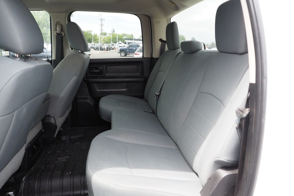 2015 RAM Ram 2500 Pickup Tradesman - Photo 14
