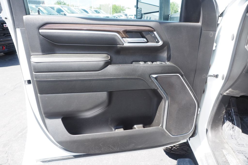 2024 Chevrolet Silverado 2500HD LT - Photo 14