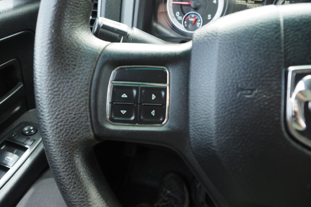 2015 RAM Ram 2500 Pickup Tradesman - Photo 25