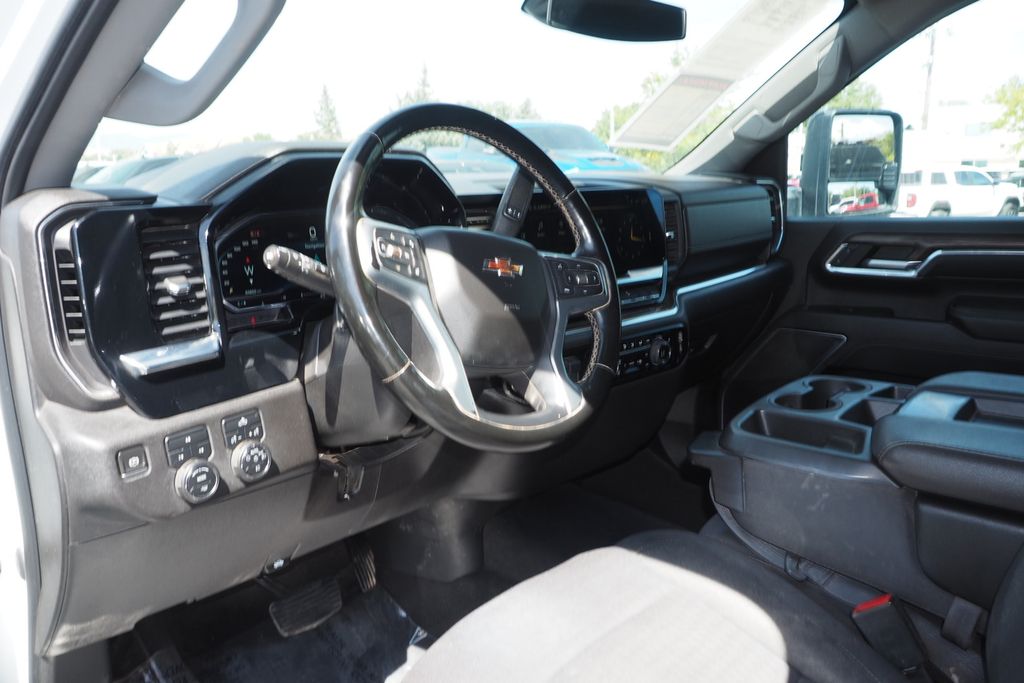 2024 Chevrolet Silverado 2500HD LT - Photo 12