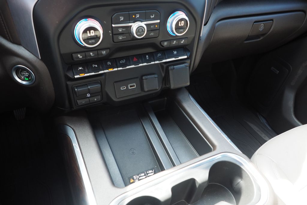 2020 GMC Sierra 1500 SLT - Photo 22