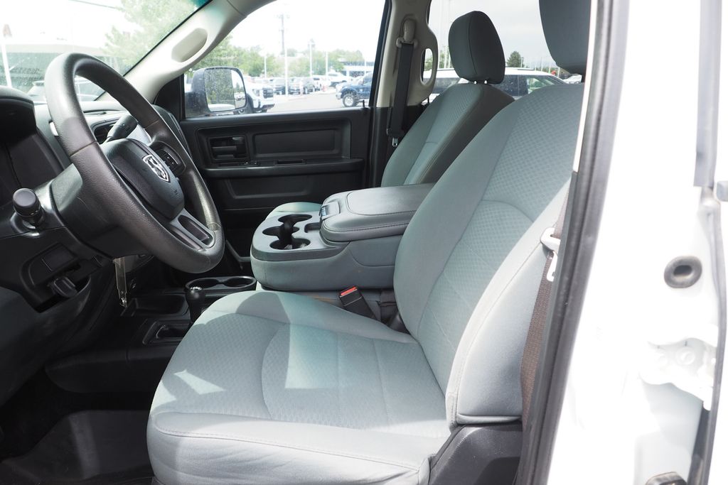 2015 RAM Ram 2500 Pickup Tradesman - Photo 12