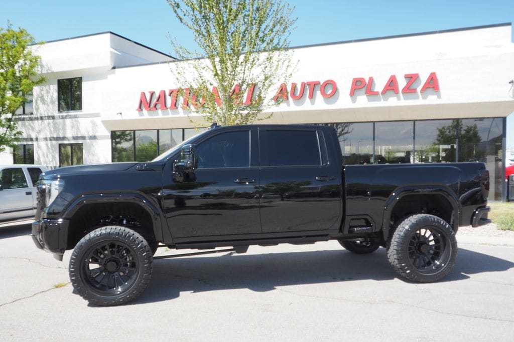 2026 GMC Sierra 3500HD Denali - Photo 4