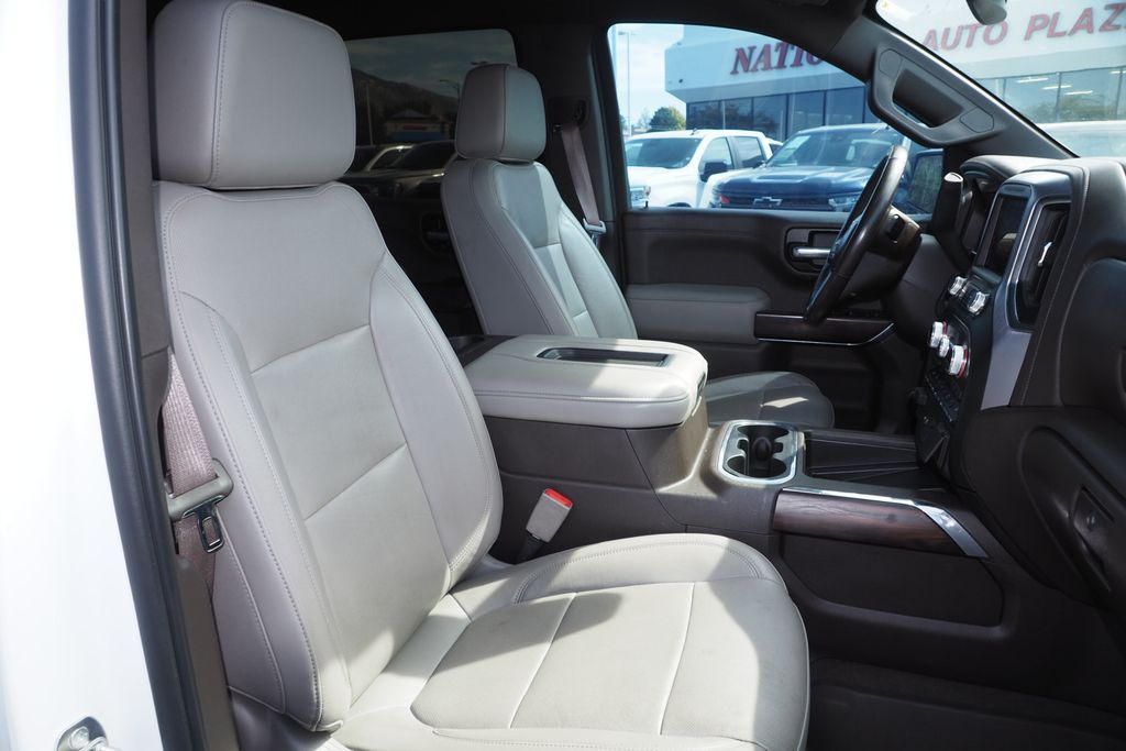 2020 GMC Sierra 1500 SLT - Photo 19