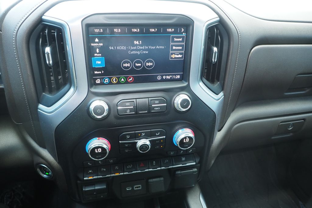 2020 GMC Sierra 1500 SLT - Photo 23