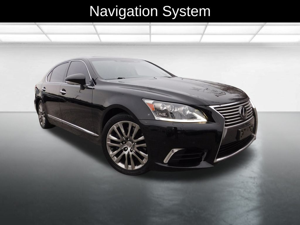 2016 Lexus LS L's photo