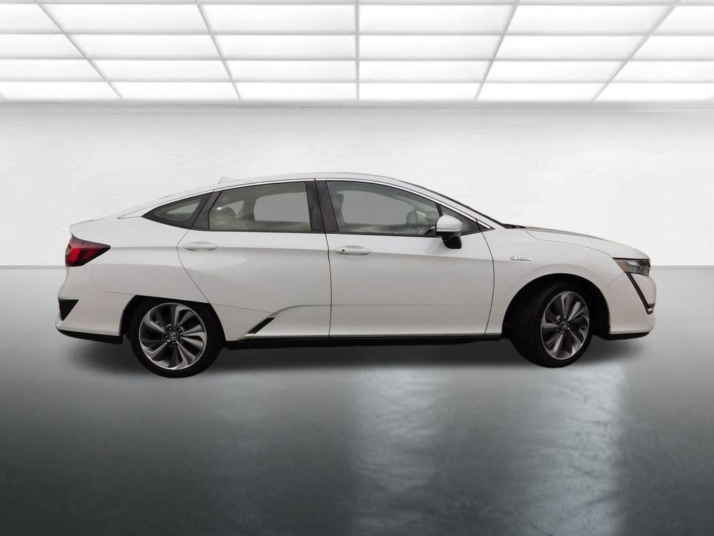 Used 2018 Honda Clarity Plug-In Hybrid Touring Sedan