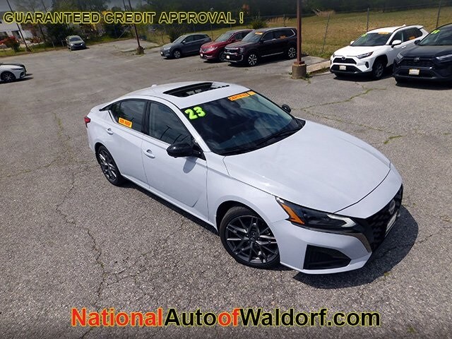 2023 Nissan Altima SR VC-Turbo photo 2