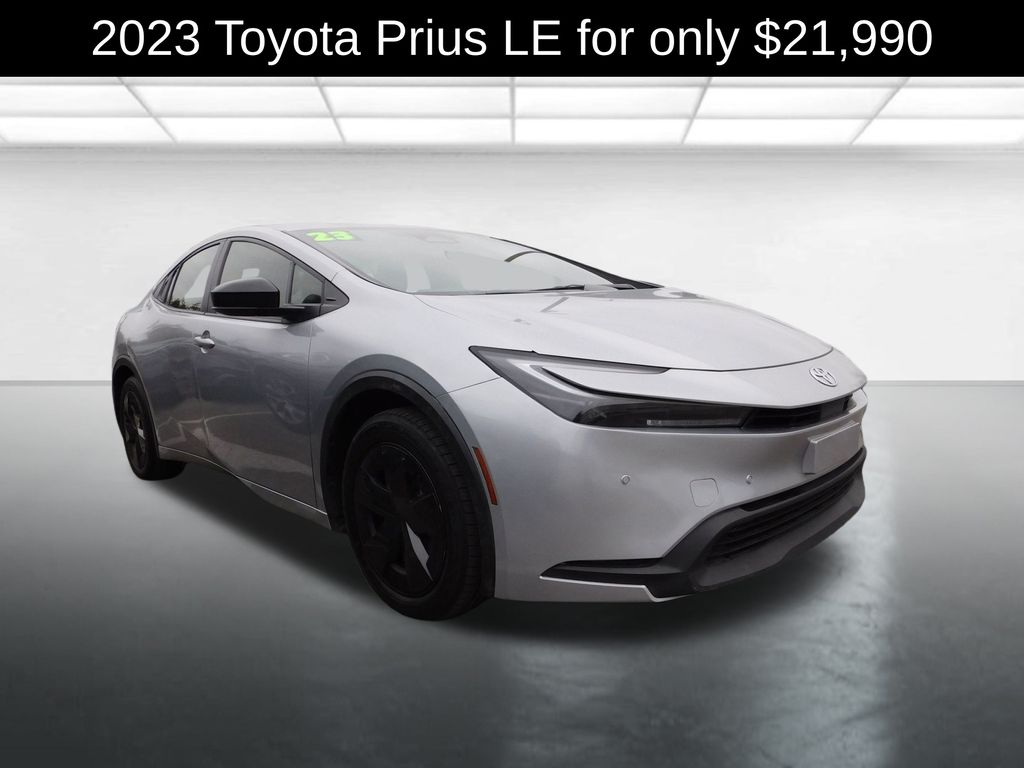 2023 Toyota Prius LE's photo