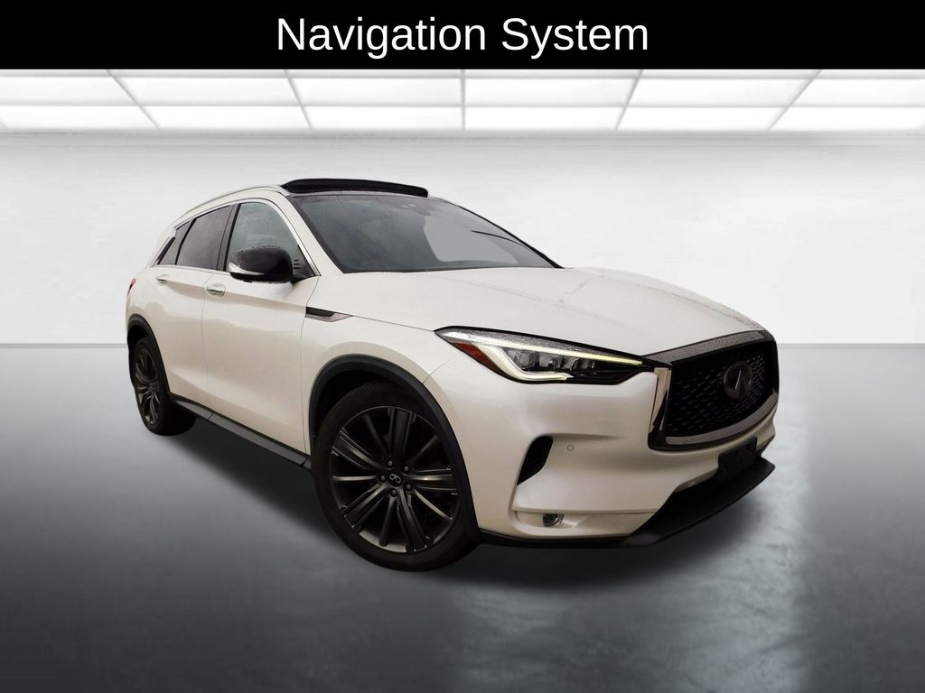 2020 INFINITI QX50 Essential's photo