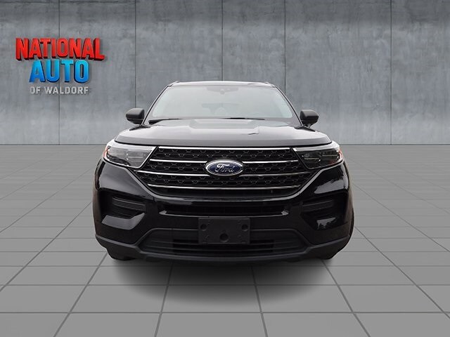 2022 Ford Explorer XLT photo 2