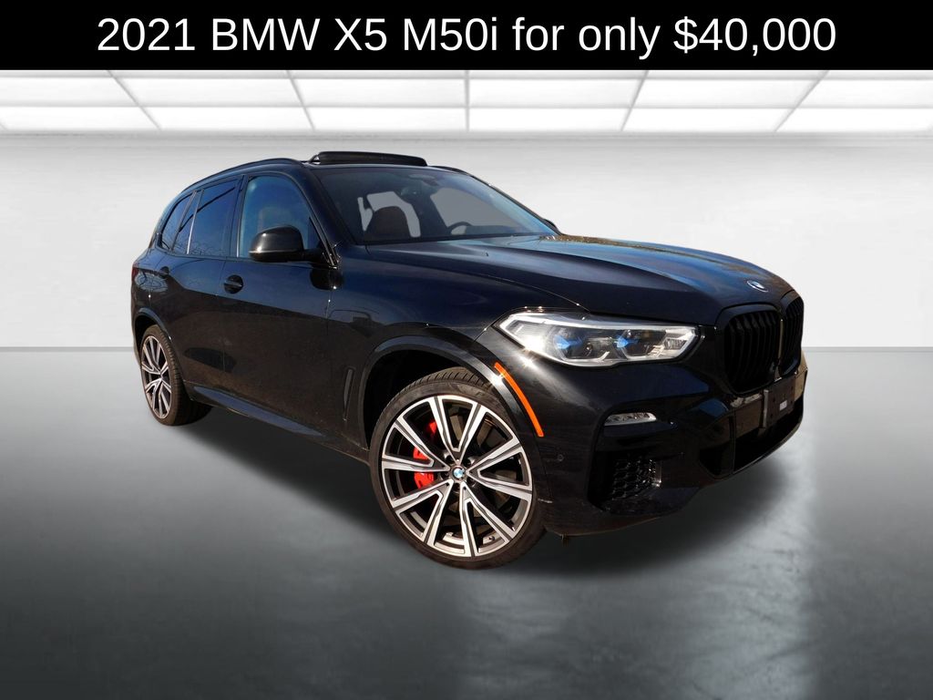 2021 BMW X5 M50i's photo