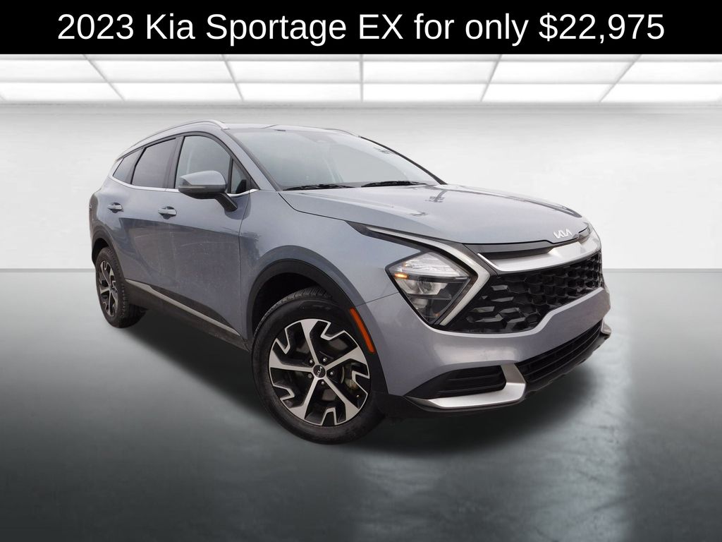2023 Kia Sportage EX's photo