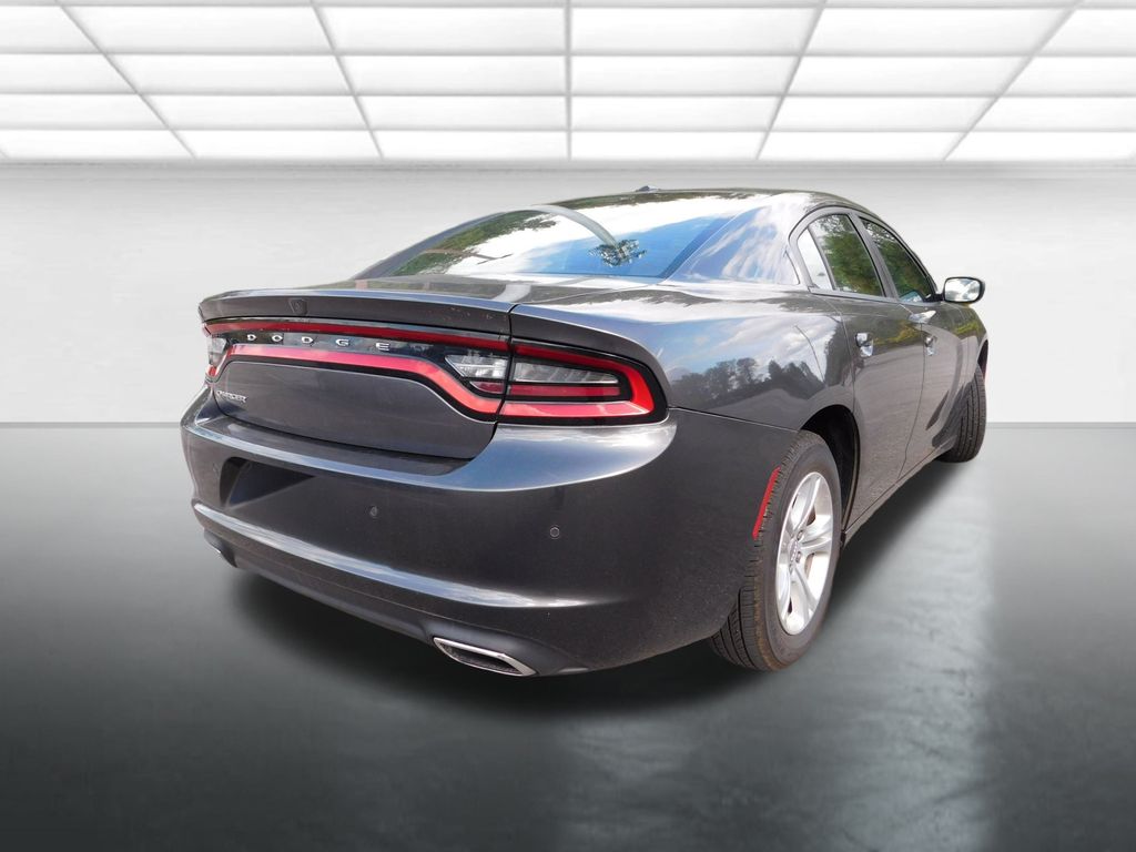 2022 Dodge Charger SXT photo 4