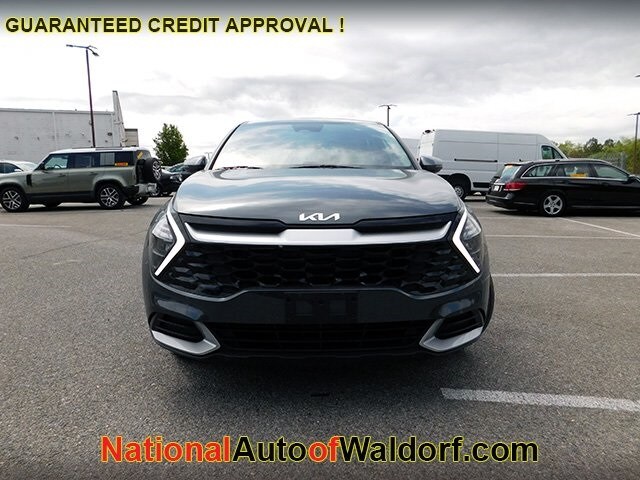 2023 Kia Sportage EX photo 2