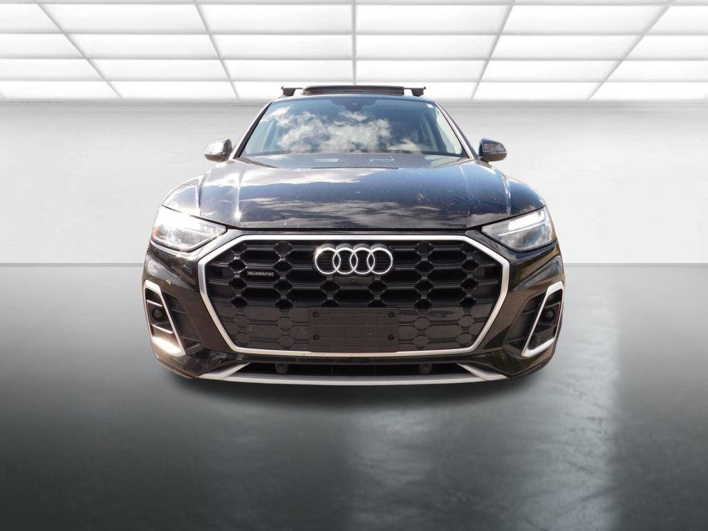 2023 Audi Q5 45 S line Premium photo 3