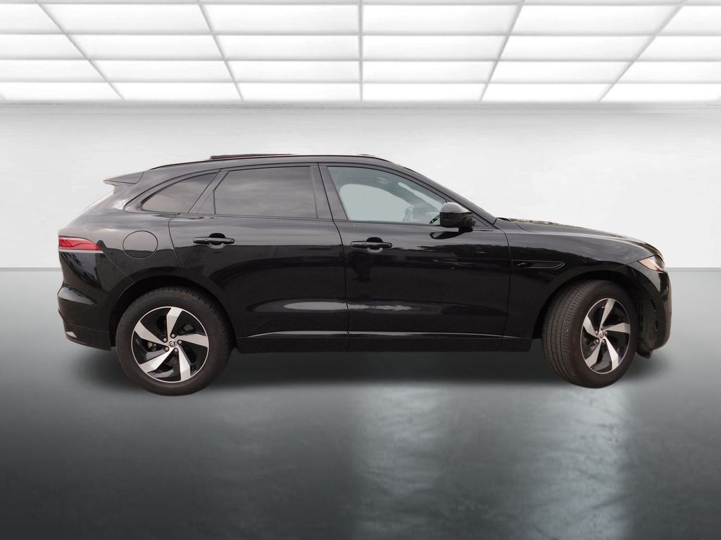 2025 Jaguar F-PACE P250 R-Dynamic S photo 4