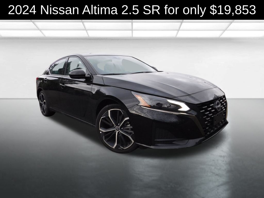 2024 Nissan Altima SR
